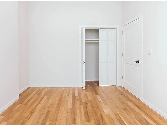 3rd image of 156 Irving Ave APT 3B