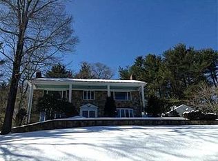 102 Oakleaf Dr, Marshfield, MA 02050