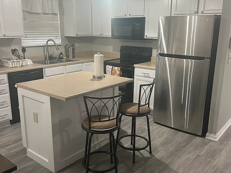 619 Branch Ct — Photo 4