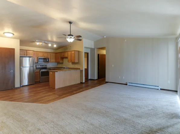 Mountain Bay Apartments, 1242 Mountain Bay Dr #7, Pulaski, WI 54162