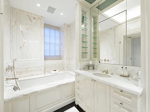 730 Park Avenue image 16 of 24