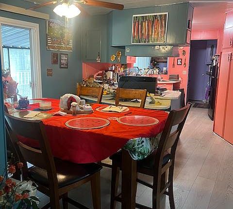 5th image of 10383 Larkin Rd Space 44