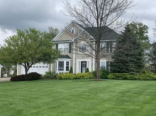 308 N Springhill Dr, Macedonia, OH 44056