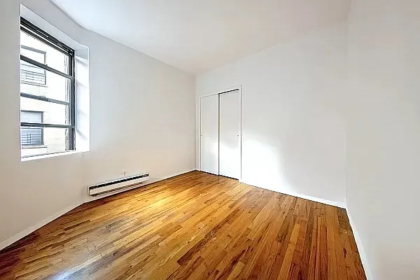 167 Avenue B #3R — Photo 3