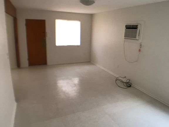 3rd image of 703 W Northern Ave #715-W