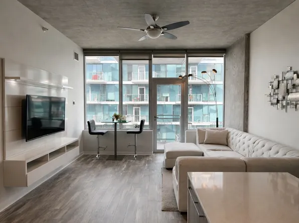 1345 S Wabash Ave, Chicago, IL