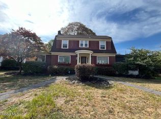 1138 Oxford Place, Schenectady, NY 12308