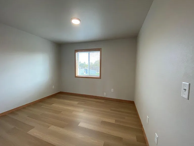 Southview Townhomes — Photo 9