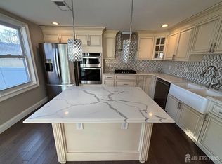 529 Harding Ave, Perth Amboy, NJ 08861