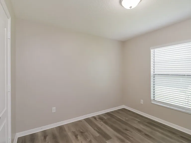 7014 Redbay Dr — Photo 13