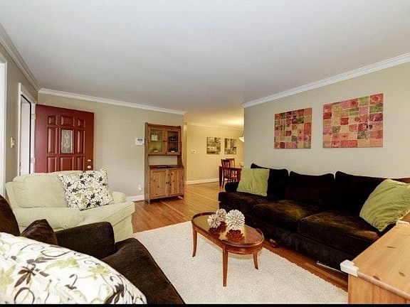 3rd image of 703 Tapawingo Rd SW