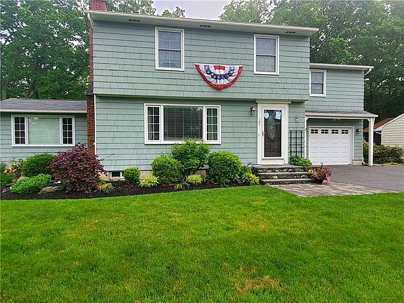 2nd image of 101 Greenwood Dr