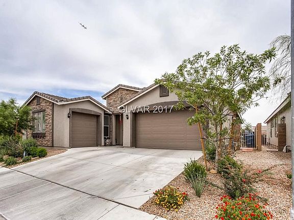 3 car garage: one car garage with private entry to 2nd master suite