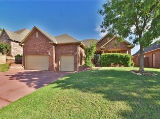 1732 Redland Dr, Edmond, OK 73003