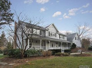 30 Conscience Cir, Setauket, NY 11733