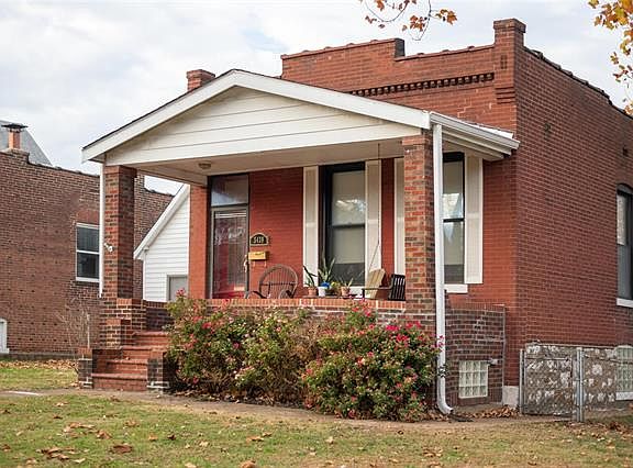 2nd image of 5435 Odell St