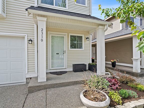 4th image of 2310 193rd Street E