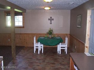 9202 W Clarksville Rd, Clarksville, MI 48815