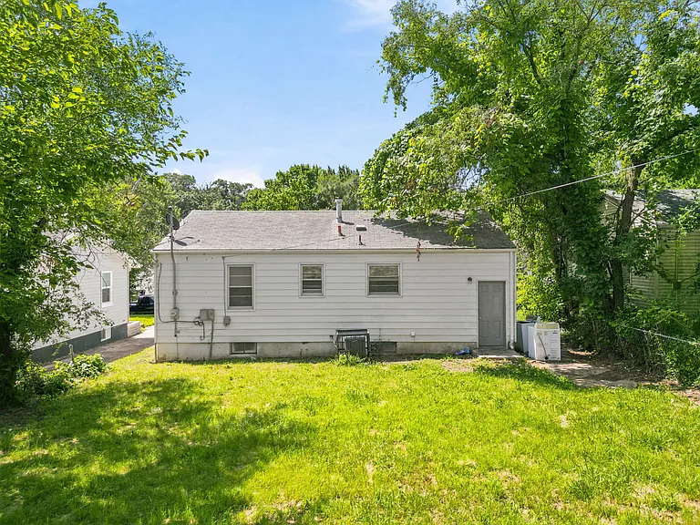 8515 Jenny Dr — Photo 48
