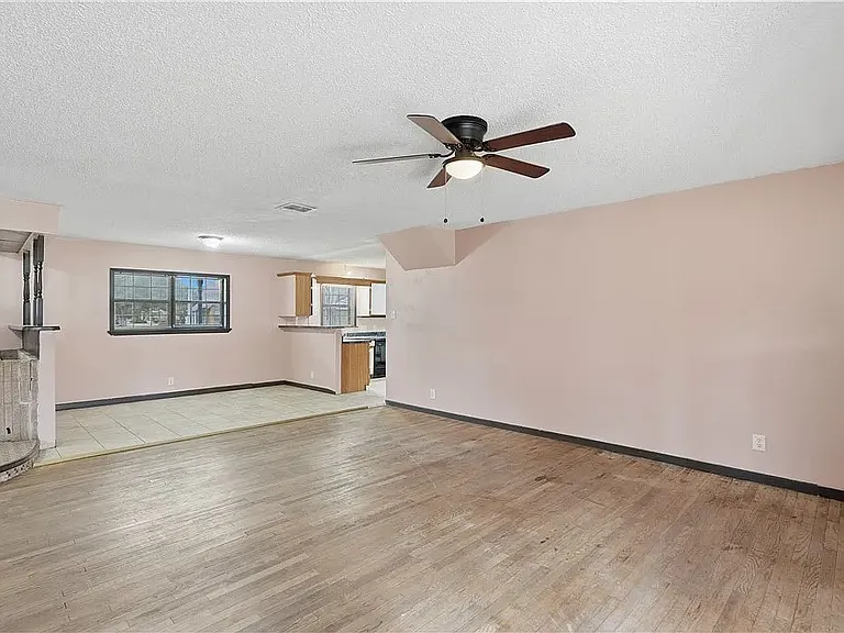 1321 Quail Ln — Photo 6