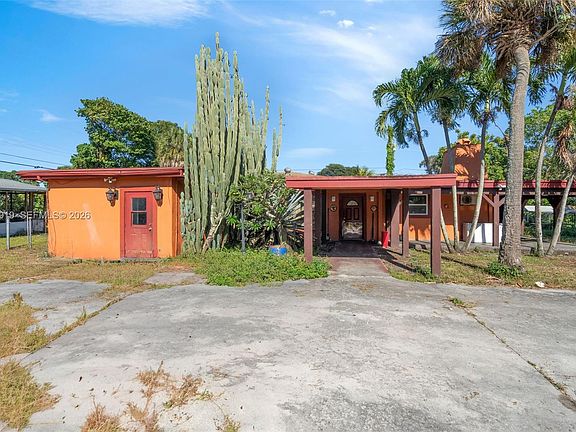4th image of 4351 SW 25th St