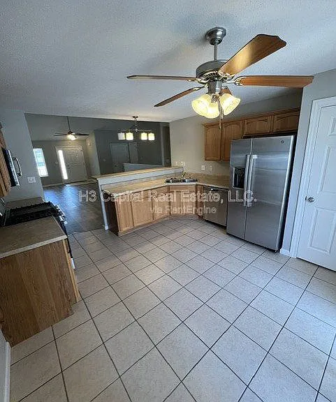 100 Crimson Ct — Photo 6
