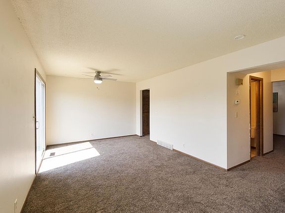 4th image of 2506 Palmer Dr #3