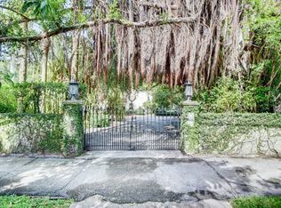 199 N Paloma Ave, Boca Raton, FL 33486