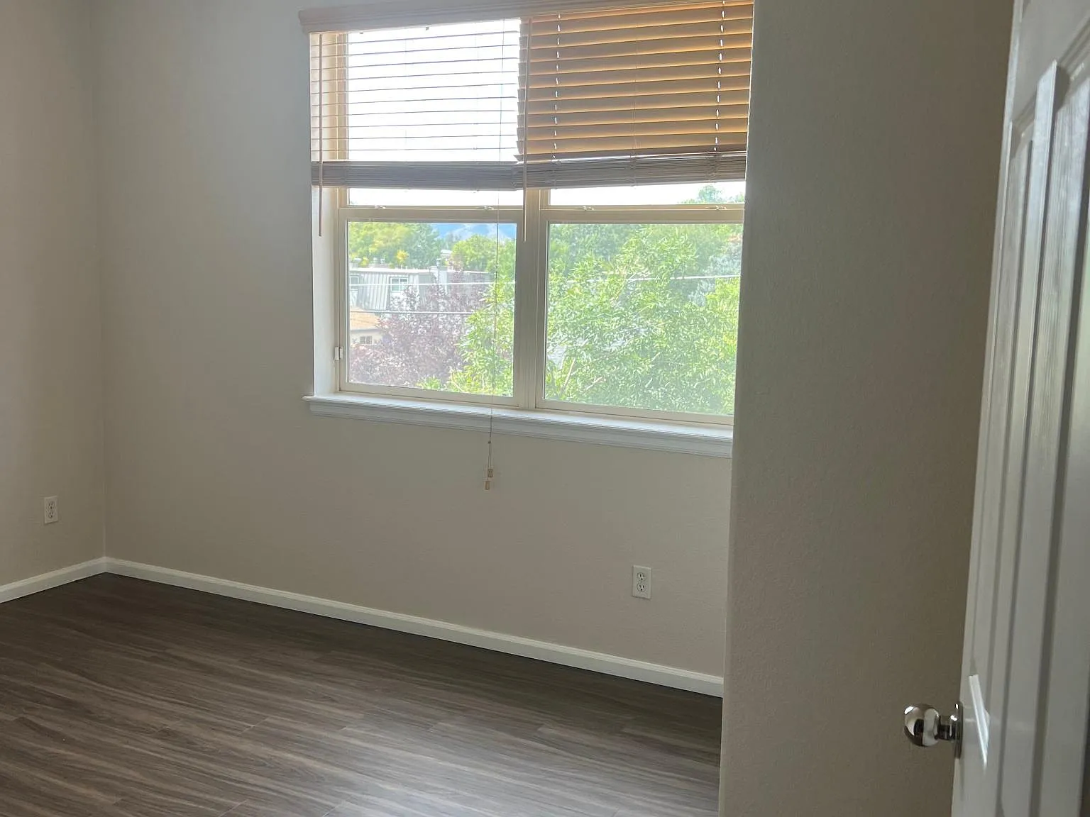 5440 Allison Street — Photo 4