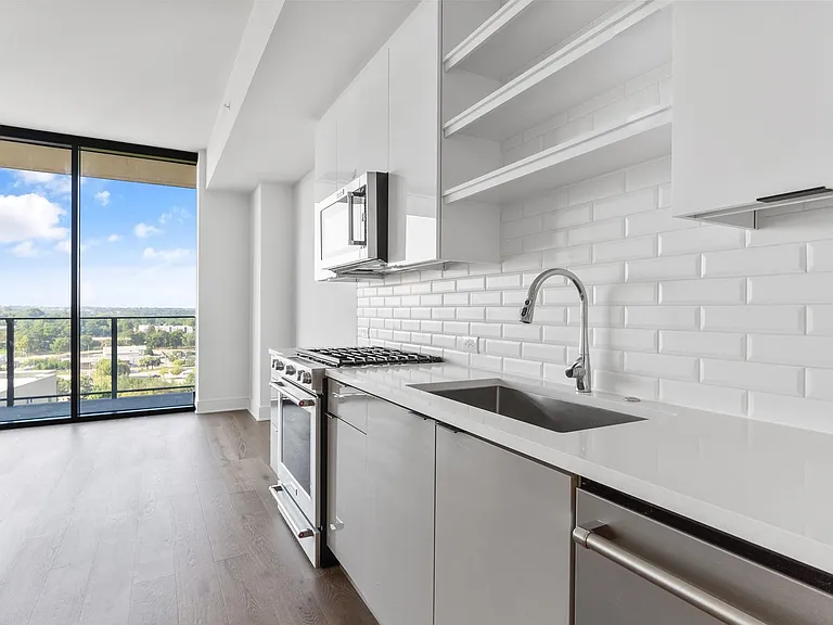 Seven88 West Midtown — Photo 42