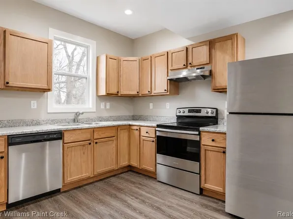 70190 N Main St #5, Richmond, MI 48062