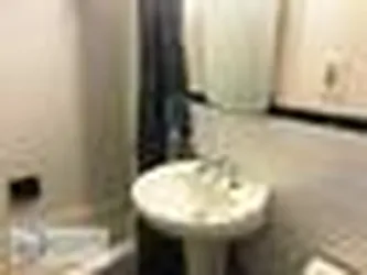 Rented by City Prime Commercial Realty 