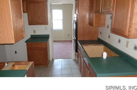 5th image of 8904 Woestboul St
