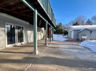 11331 W River Rd, Champlin, MN 55316