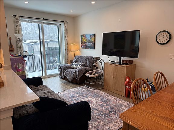 2nd image of 51 Bridle Alley UNIT 60