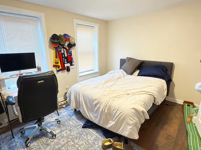1501 W Fullerton Ave #3R — Photo 8