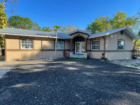 1220 A Road, Labelle, FL 33935