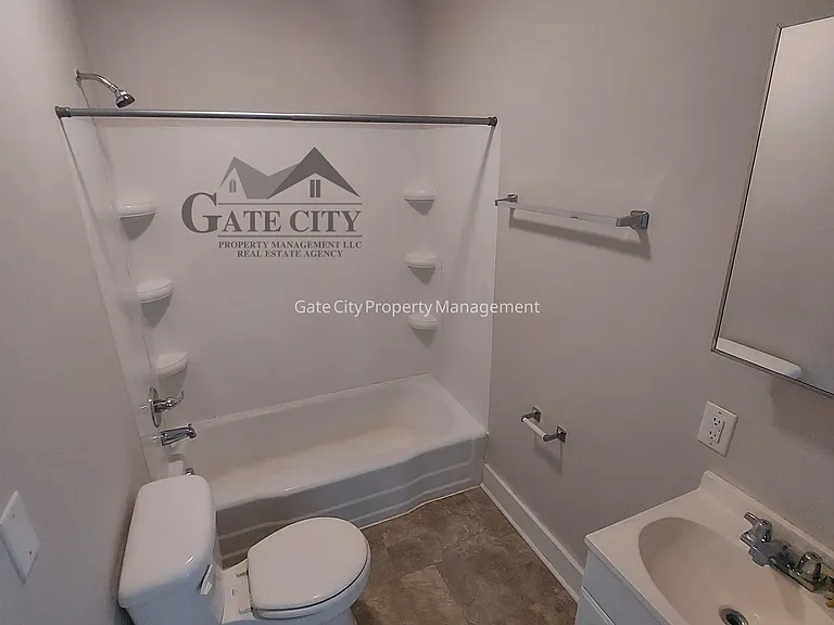 341 Ennis St #B — Photo 11