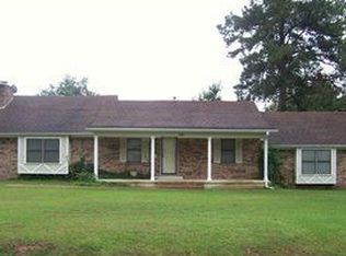 144 E Elliot Ln, De Kalb, TX 75559