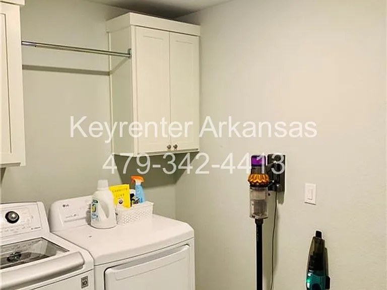 438 N Otoe St — Photo 30