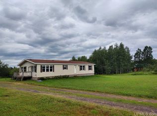 131 Mountain View Rd, Ontonagon, MI 49953