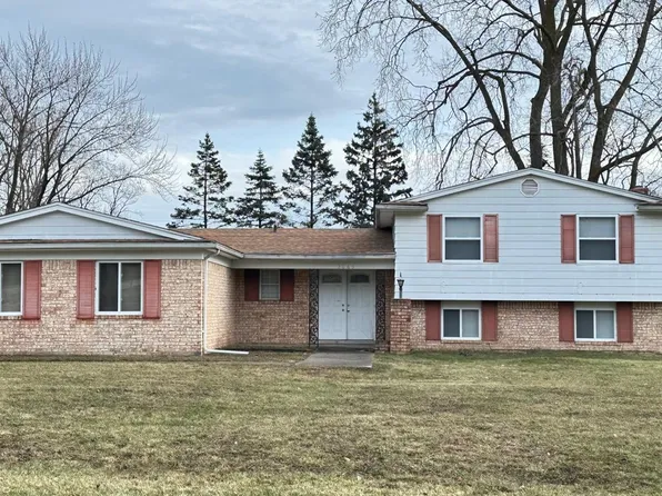2665 Peterboro Rd, West Bloomfield, MI 48323