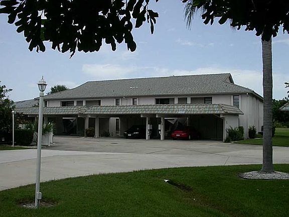 2nd image of 924 Capri Isles Blvd APT 120