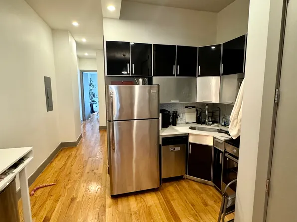 76 George Street image 1 of 13