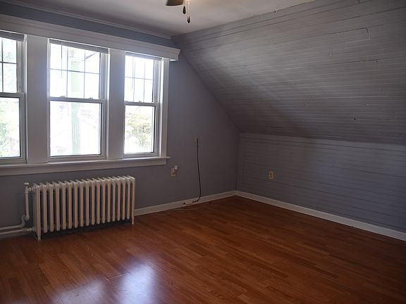 5th image of 335 Harlem Ave #2