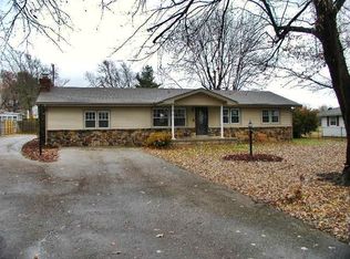 202 Lynne Dr, Willard, MO 65781