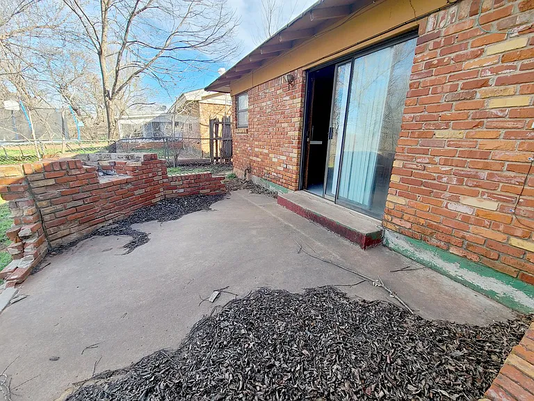 837 Briarlane Rd — Photo 15