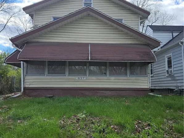 2127 Riverside Dr, Dayton, OH 45405