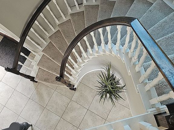 3rd image of 1722 Pitts Rd