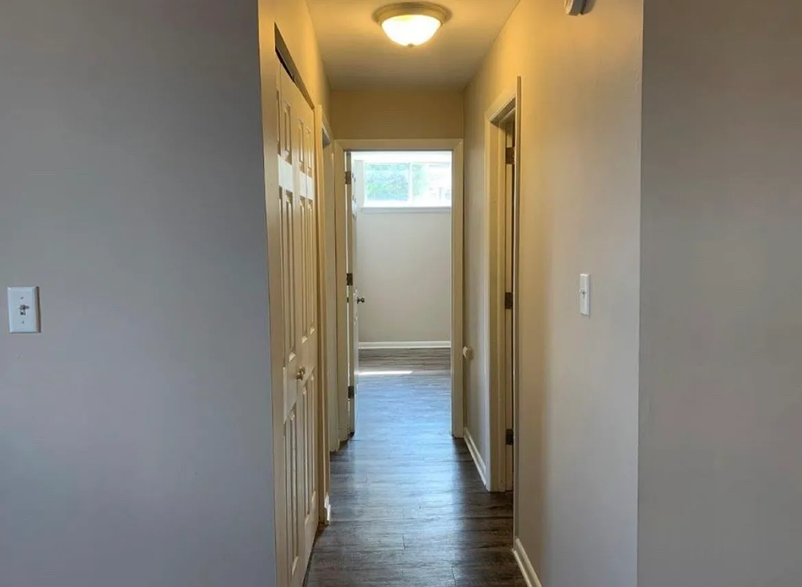 2 bed, $1,350 — Photo 4
